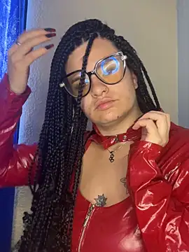 Snapshot of Mistress_Niky_ chatting on 11-02-25, 03:47 Mistress Niky online show from 11-02-25, 03:47