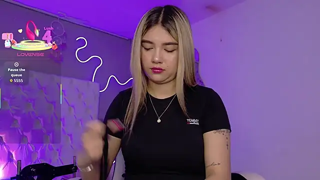 natasha  black online show from 11-05-25, 07:36