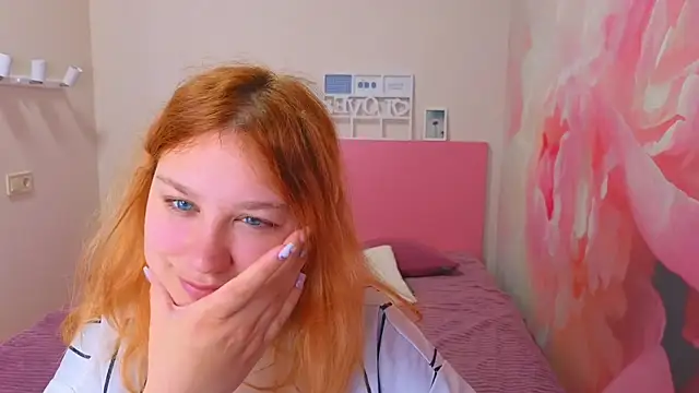 AngelinaLow online show from 04-18-26, 11:25