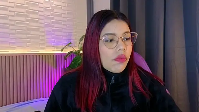 TiffanyWalk online show from 11-20-25, 10:48