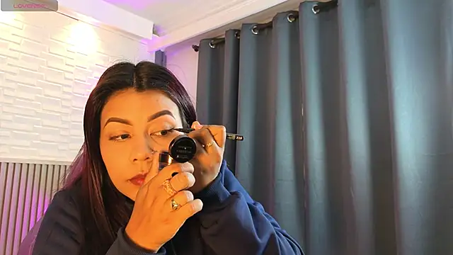 TiffanyWalk online show from 04-22-26, 12:39