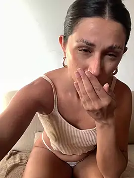 Snapshot of luci_brecman chatting on 01-11-26, 11:37 luci brecman online show from 01-11-26, 11:37