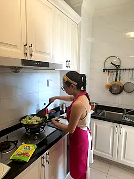 aa520uv online show from 10-06-25, 03:26