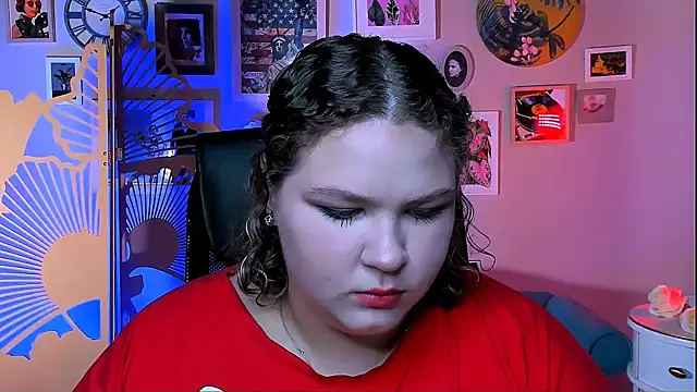 Snapshot of FlorenceAnderson chatting on 09-22-25, 09:11 FlorenceAnderson online show from 09-22-25, 09:11