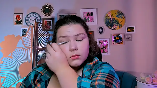 FlorenceAnderson online show from 09-25-25, 05:44