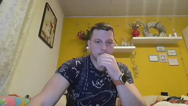 Snapshot of wassermann8484 chatting on 01-12-26, 07:02 wassermann8484 online show from 01-12-26, 07:02