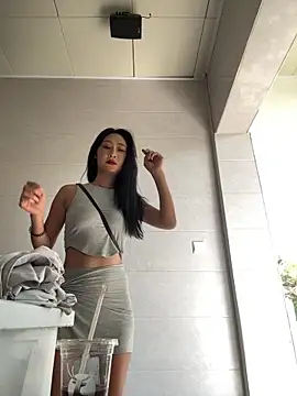 Snapshot of linger-23 chatting on 09-26-25, 06:28 linger-23 online show from 09-26-25, 06:28