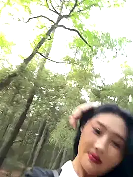 Snapshot of linger-23 chatting on 10-08-25, 07:06 linger-23 online show from 10-08-25, 07:06