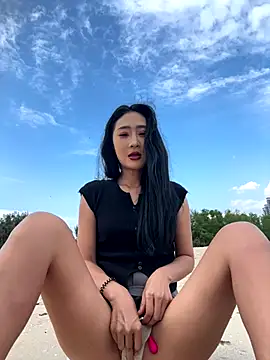 Snapshot of linger-23 chatting on 11-02-25, 07:55 linger-23 online show from 11-02-25, 07:55