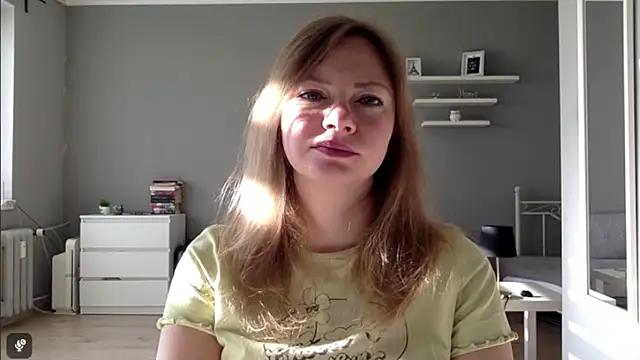 Snapshot of MillieShow chatting on 11-07-25, 11:10 MillieShow online show from 11-07-25, 11:10