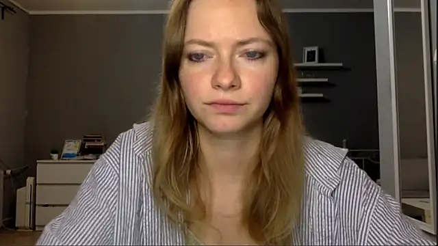 Snapshot of MillieShow chatting on 01-15-26, 10:02 MillieShow online show from 01-15-26, 10:02