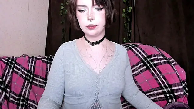 amelia mays xx online show from 05-17-26, 08:27