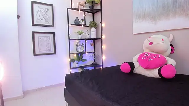 Snapshot of SammyDesire_10 chatting on 11-21-25, 07:01 SammyDesire 10 online show from 11-21-25, 07:01