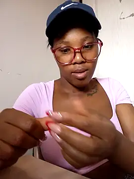 Hotytoty26 online show from 11-21-25, 01:54