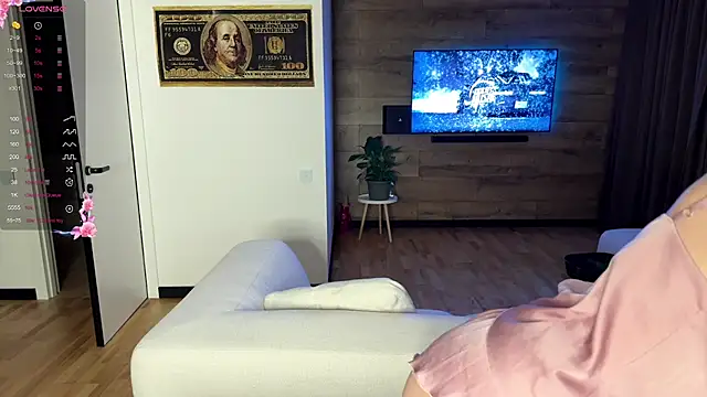 TwinTemptations online show from 10-17-25, 06:10