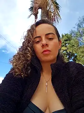 Sairy  online show from 10-19-25, 09:04