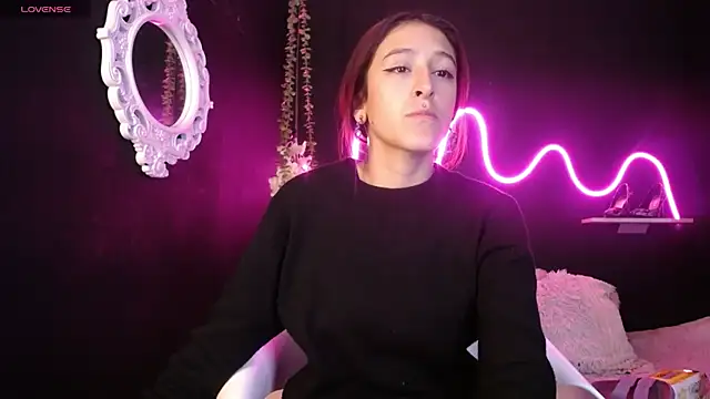 Snapshot of Hairydoll_ chatting on 03-20-25, 08:08 Hairydoll online show from 03-20-25, 08:08