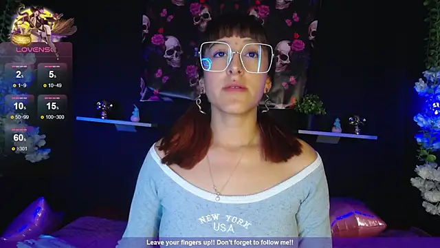 Snapshot of Hairydoll_ chatting on 11-28-25, 09:17 Hairydoll online show from 11-28-25, 09:17