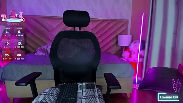 alice kingsley  online show from 12-13-25, 08:58