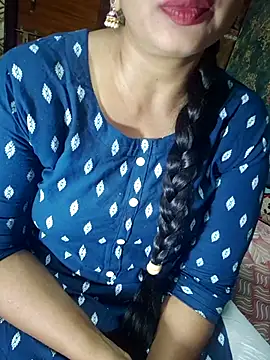 Snapshot of Shalini_telugu09 chatting on 05-07-26, 02:11 Shalini telugu09 online show from 05-07-26, 02:11