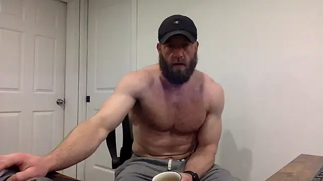 Snapshot of clarkefit chatting on 03-15-25, 02:55 clarkefit online show from 03-15-25, 02:55