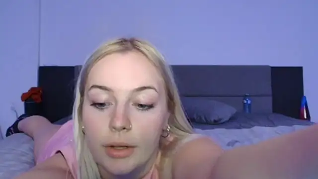 margot robbie7 online show from 09-10-25, 12:32