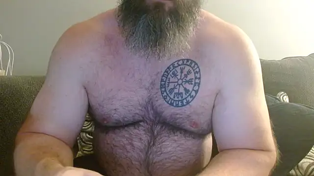 Snapshot of Golgara chatting on 09-29-25, 04:39 Golgara online show from 09-29-25, 04:39