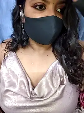 Snapshot of Tamil_hot_whiskey_girl chatting on 03-14-25, 04:19 Tamil hot whiskey girl online show from 03-14-25, 04:19
