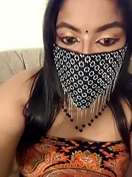 Snapshot of Tamil_hot_whiskey_girl chatting on 04-11-26, 01:48 Tamil hot whiskey girl online show from 04-11-26, 01:48
