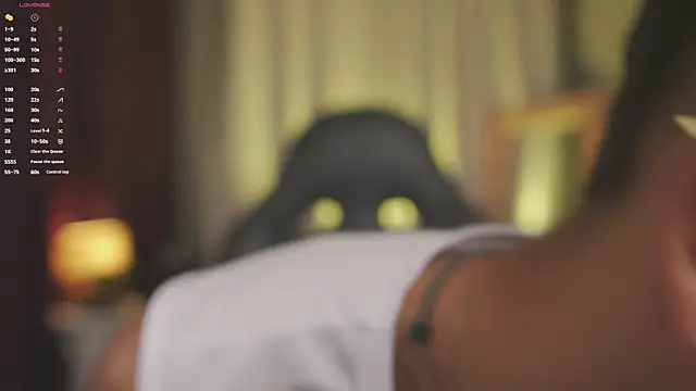 Colstorw  online show from 04-15-26, 10:55