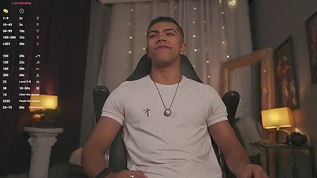 Colstorw  online show from 04-20-26, 10:07