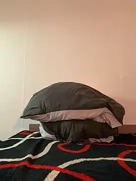 Renoirmonter online show from 04-18-26, 07:07