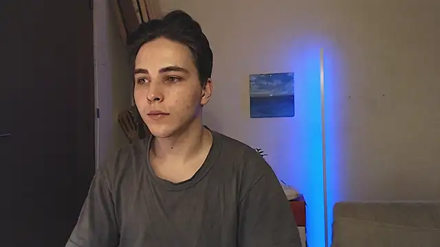 Snapshot of Eric_ether chatting on 03-17-25, 04:22 Eric ether online show from 03-17-25, 04:22