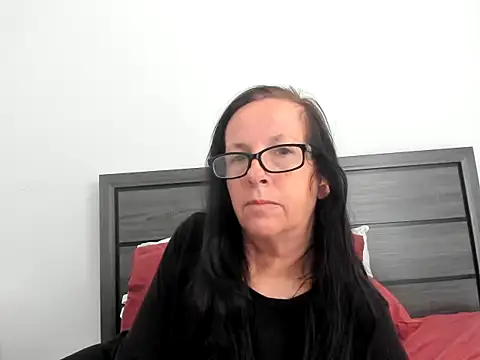 peachgoddess online show from 11-25-25, 01:55