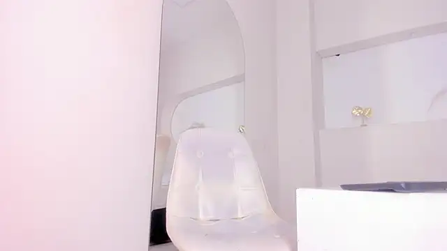Snapshot of Hot_valerygh chatting on 09-08-25, 08:19 Hot valerygh online show from 09-08-25, 08:19