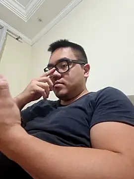 awesometeacher33 online show from 05-21-26, 04:58