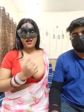 Snapshot of jhanvi_boo chatting on 09-28-25, 07:36 jhanvi boo online show from 09-28-25, 07:36