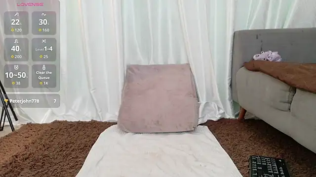 YuliethPetite online show from 05-20-26, 01:17