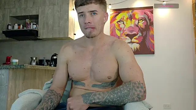 Ryannblue07 online show from 06-04-26, 01:11