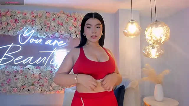 Snapshot of CandaseRussell chatting on 11-24-25, 08:41 CandaseRussell online show from 11-24-25, 08:41