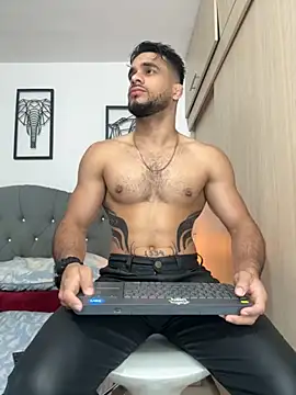 Maximiliano ford online show from 09-21-25, 10:50