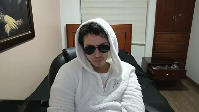 Snapshot of hardaftercum chatting on 03-23-25, 05:43 hardaftercum online show from 03-23-25, 05:43