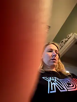 LittleMsMILF online show from 03-02-26, 10:27