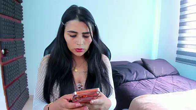 hannarusso online show from 03-24-26, 08:36