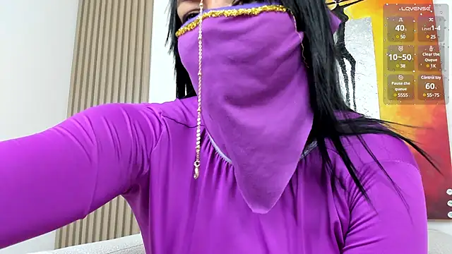 Layla arabelle online show from 03-15-25, 09:49