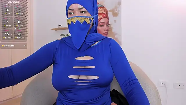 Layla arabelle online show from 10-22-25, 07:57