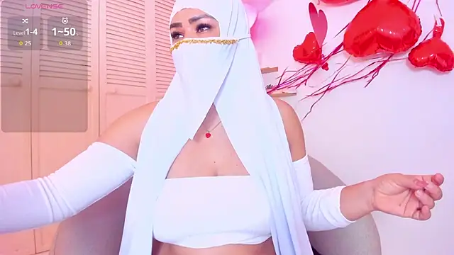 Layla arabelle online show from 02-14-26, 08:38