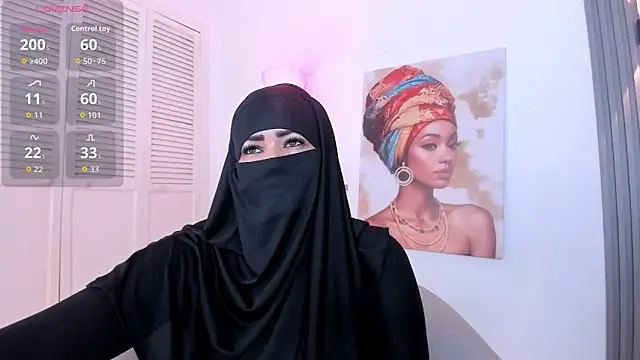 Layla arabelle online show from 02-24-26, 08:07