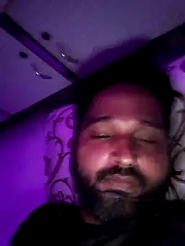 Snapshot of John96999 chatting on 10-04-25, 09:13 John96999 online show from 10-04-25, 09:13