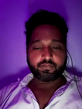 Snapshot of John96999 chatting on 10-29-25, 09:05 John96999 online show from 10-29-25, 09:05